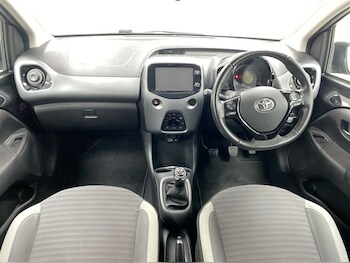 Used Toyota AYGO 2019 for sale - 77239235: Photo