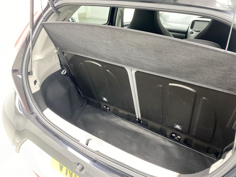 Used Toyota AYGO 2019 for sale - 77239235: Photo 60