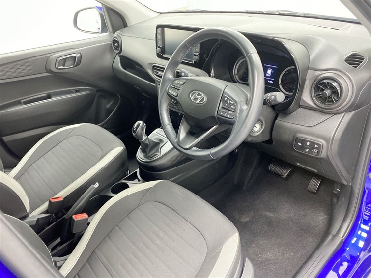 Used Hyundai i10 2023 for sale - 77210468: Photo 33