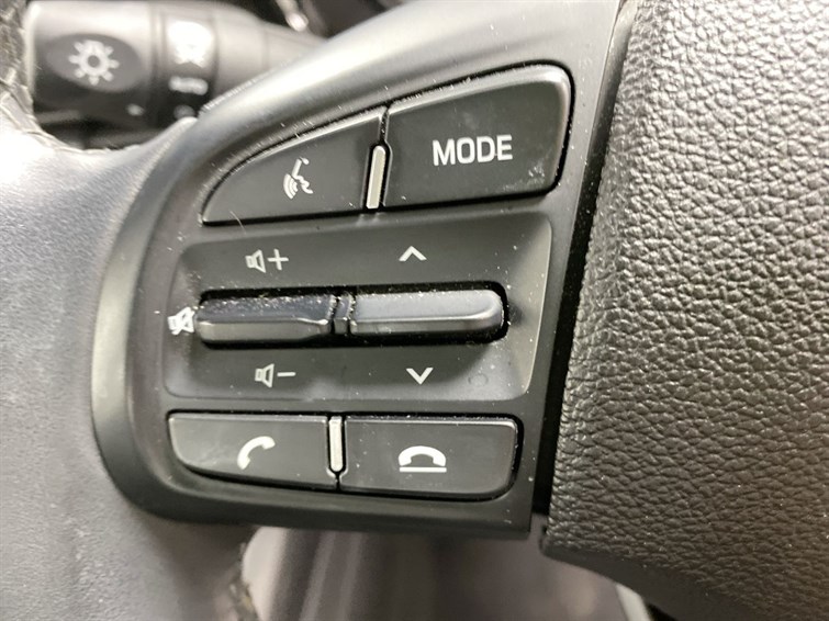 Used Hyundai i10 2023 for sale - 77210468: Photo 38