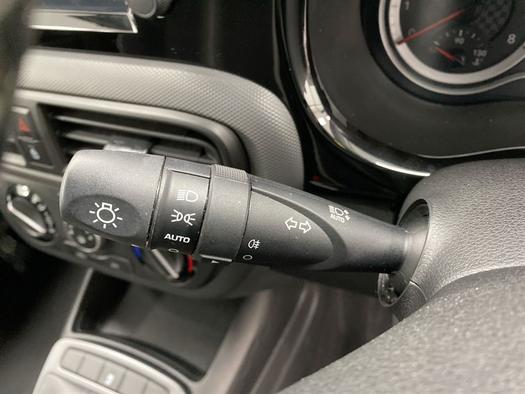 Used Hyundai i10 2023 for sale - 77210468: Photo 39