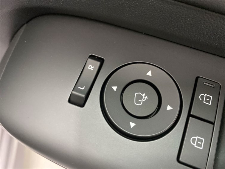 Used Hyundai KONA 2025 for sale - 77210574: Photo 35