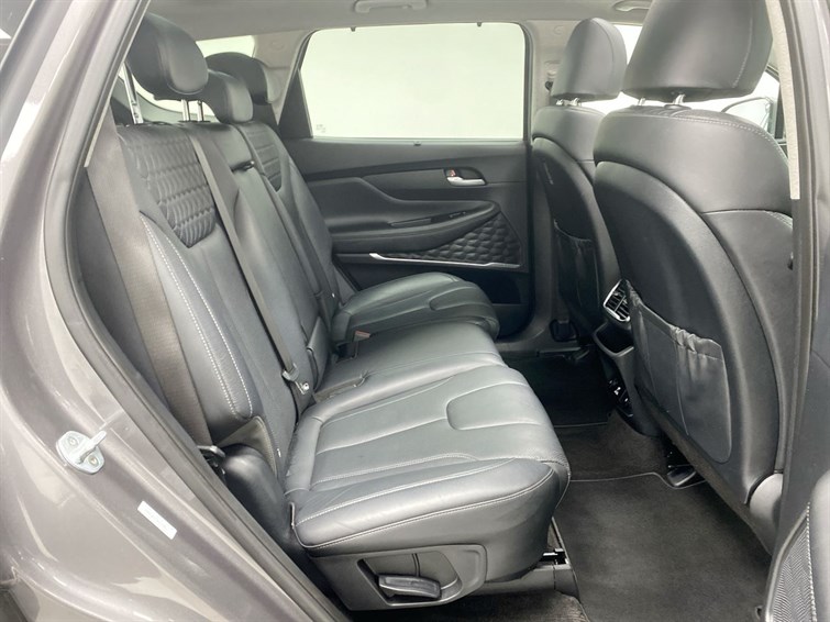 Used Hyundai Santa Fe 2019 for sale - 77770480: Photo 57