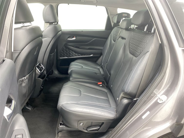 Used Hyundai Santa Fe 2019 for sale - 77770480: Photo 58