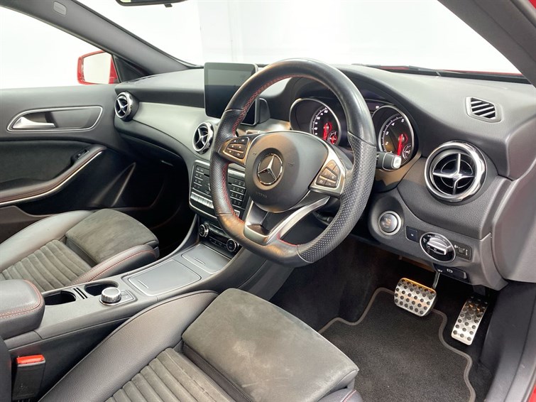Used Mercedes-Benz GLA 2019 for sale - 77239221: Photo 32