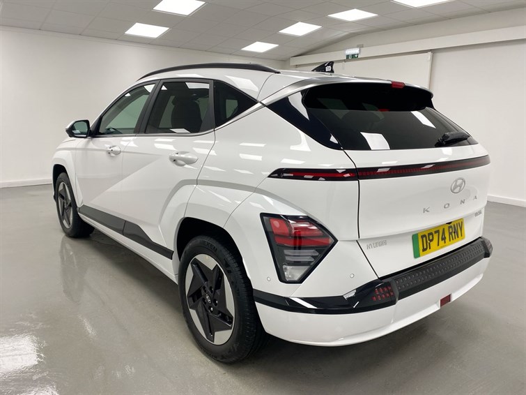 Used Hyundai KONA 2025 for sale - 77210493: Photo 3