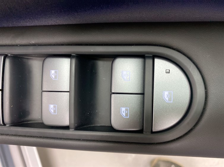 Used Hyundai IONIQ 5 2025 for sale - 77210479: Photo 34