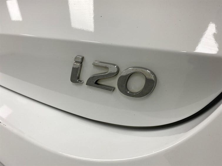 Used Hyundai i20 2021 for sale - 77359876: Photo 29