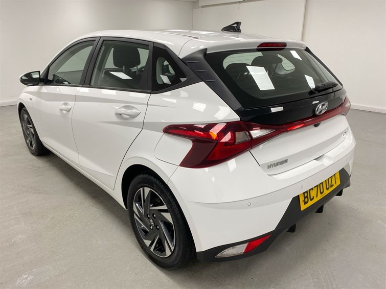 Used Hyundai i20 2021 for sale - 77359876: Photo 3