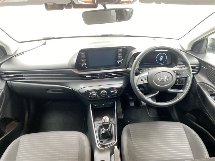Used Hyundai i20 2021 for sale - 77359876: Photo 4
