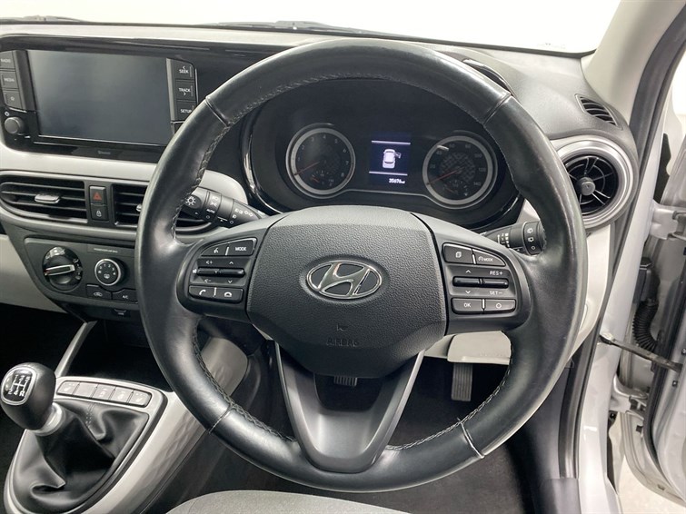 Used Hyundai i10 2021 for sale - 77210504: Photo 43