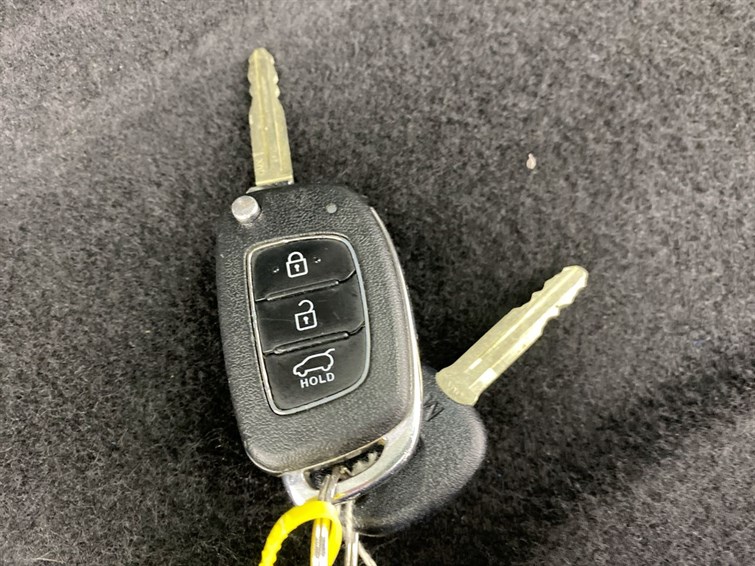 Used Hyundai i10 2021 for sale - 77210504: Photo 54