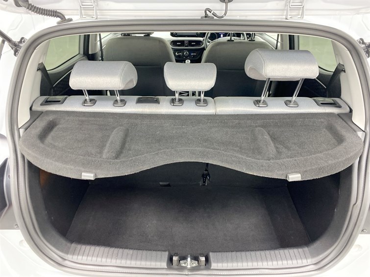 Used Hyundai i10 2021 for sale - 77210504: Photo 59