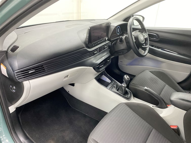 Used Hyundai i20 2023 for sale - 77525699: Photo 2