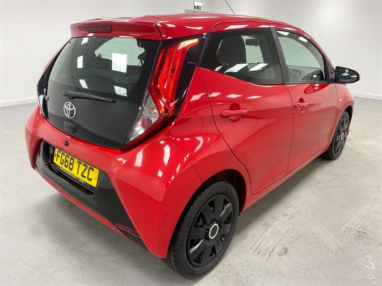 Used Toyota AYGO 2018 for sale - 77627023: Photo 12