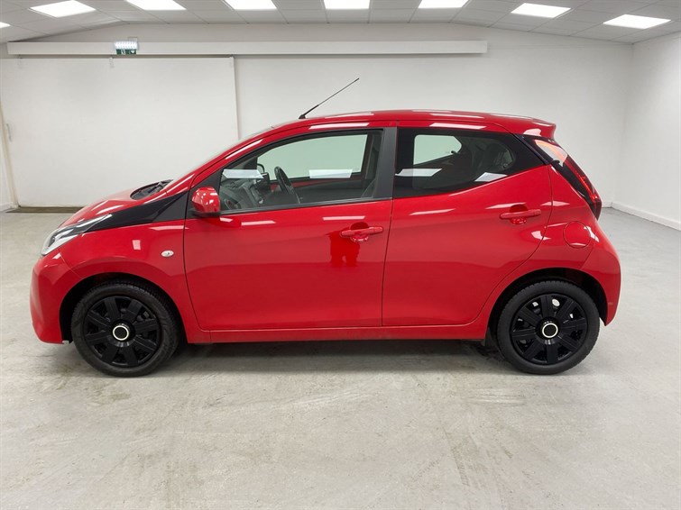 Used Toyota AYGO 2018 for sale - 77627023: Photo 13