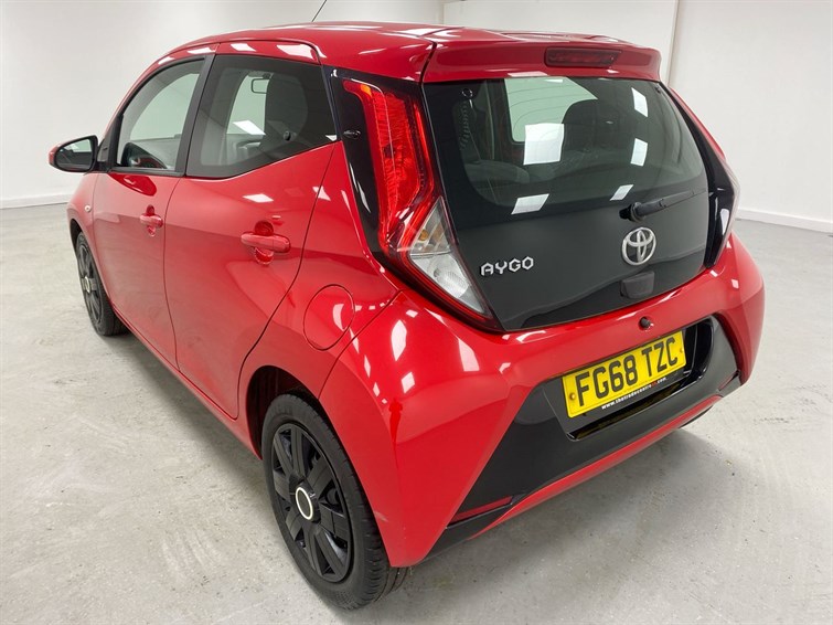 Used Toyota AYGO 2018 for sale - 77627023: Photo 3