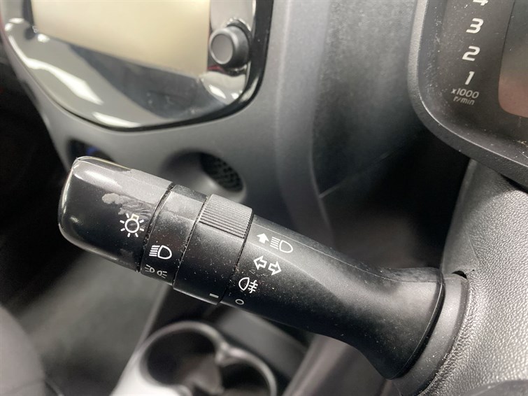 Used Toyota AYGO 2018 for sale - 77627023: Photo 38