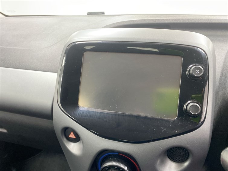 Used Toyota AYGO 2018 for sale - 77627023: Photo 44