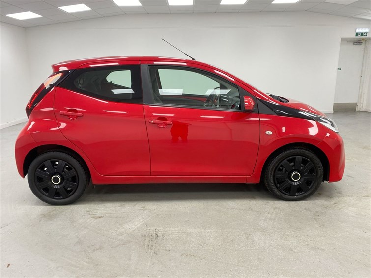 Used Toyota AYGO 2018 for sale - 77627023: Photo 5