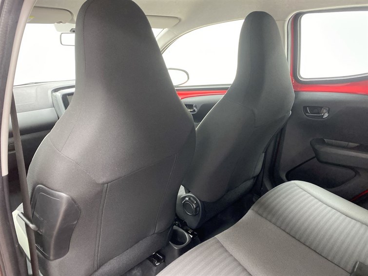 Used Toyota AYGO 2018 for sale - 77627023: Photo 59