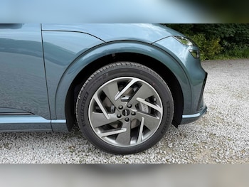 Used Genesis GV60 2026 for sale - 78949627: Photo