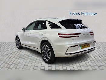 Used Genesis GV70 2025 for sale - 78890673: Photo