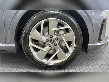 Used Genesis GV60 2026 for sale - 79172555: Photo