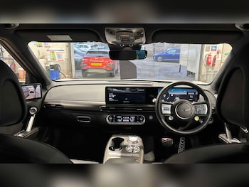 Used Genesis GV60 2024 for sale - 79118134: Photo