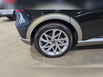 Used Genesis GV60 2025 for sale - 78890654: Photo