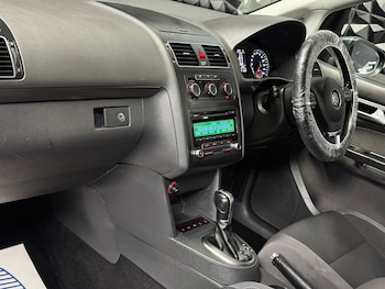 Used Volkswagen Touran 2014 for sale - 78785633: Photo