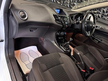 Used Ford Fiesta 2016 for sale - 78785607: Photo