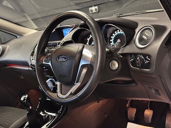 Used Ford Fiesta 2016 for sale - 78785607: Photo