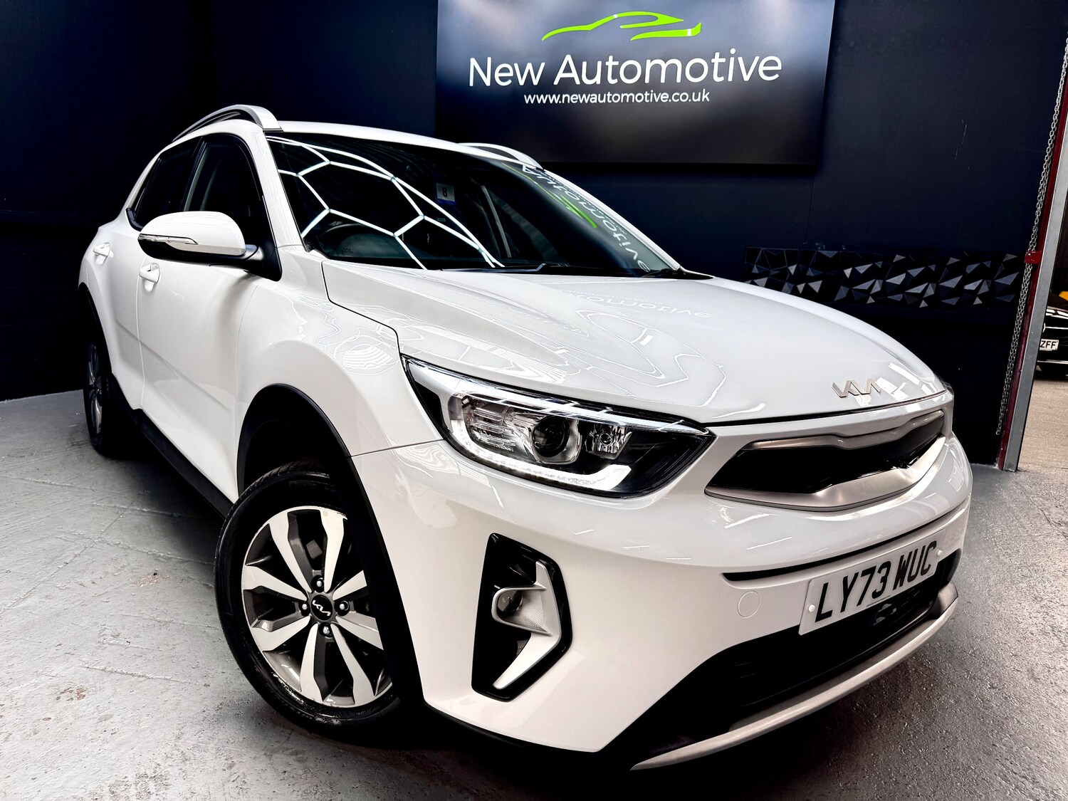 Used Kia Stonic 2024 for sale - 78035807: Photo 29