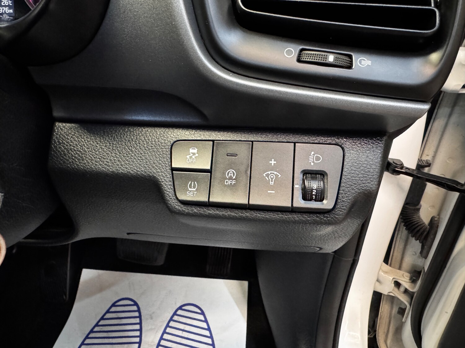 Used Kia Stonic 2024 for sale - 78035807: Photo 69