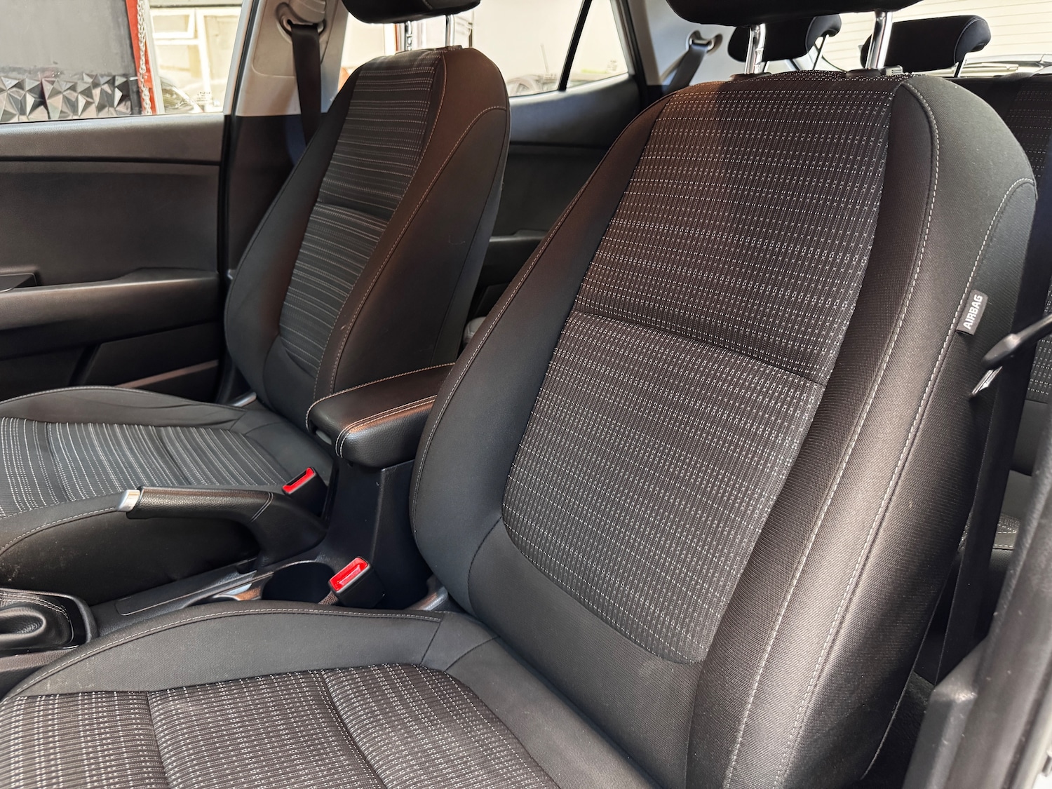 Used Kia Stonic 2024 for sale - 78035807: Photo 9