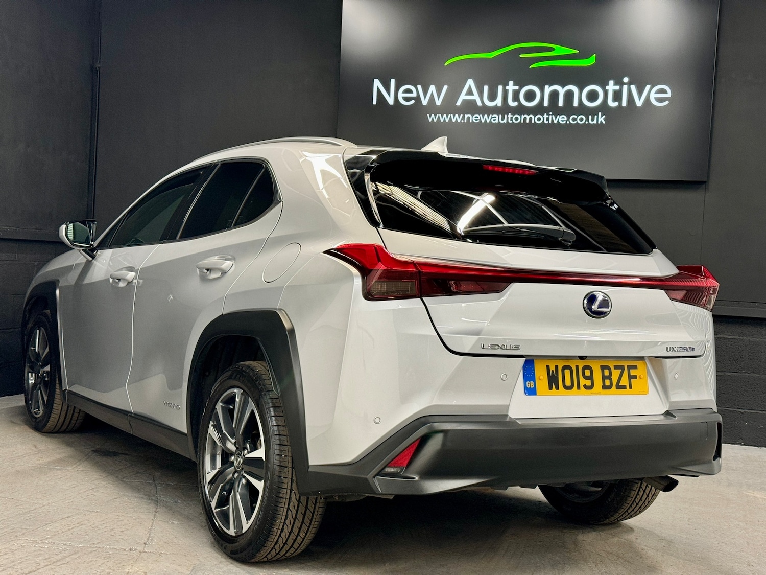 Used Lexus UX 2019 for sale - 78035816: Photo 5