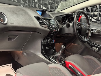 Used Ford Fiesta 2016 for sale - 79184644: Photo