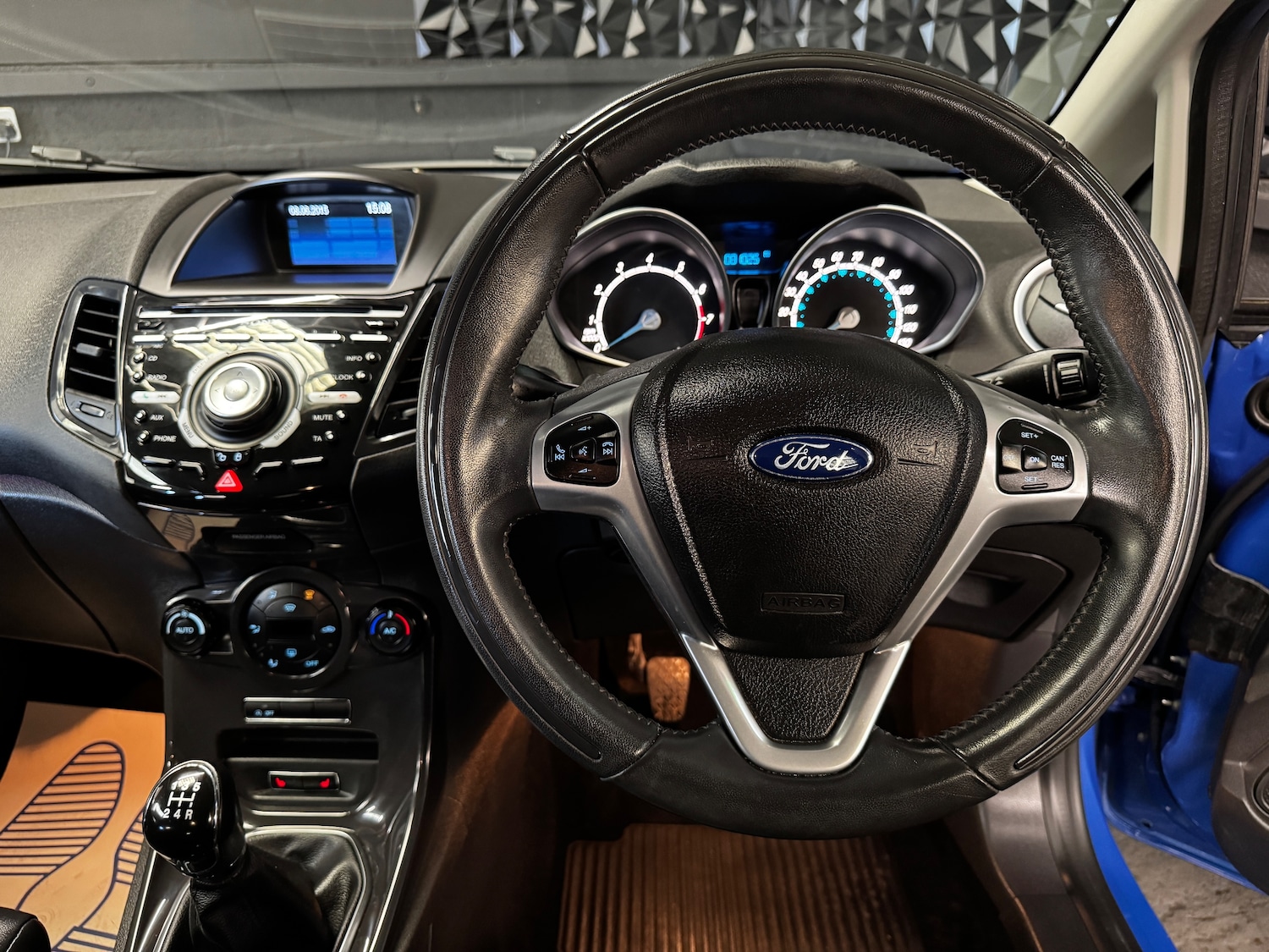 Used Ford Fiesta 2013 for sale - 78118137: Photo 18