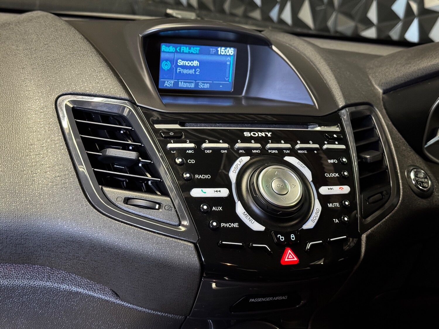 Used Ford Fiesta 2013 for sale - 78118137: Photo 54