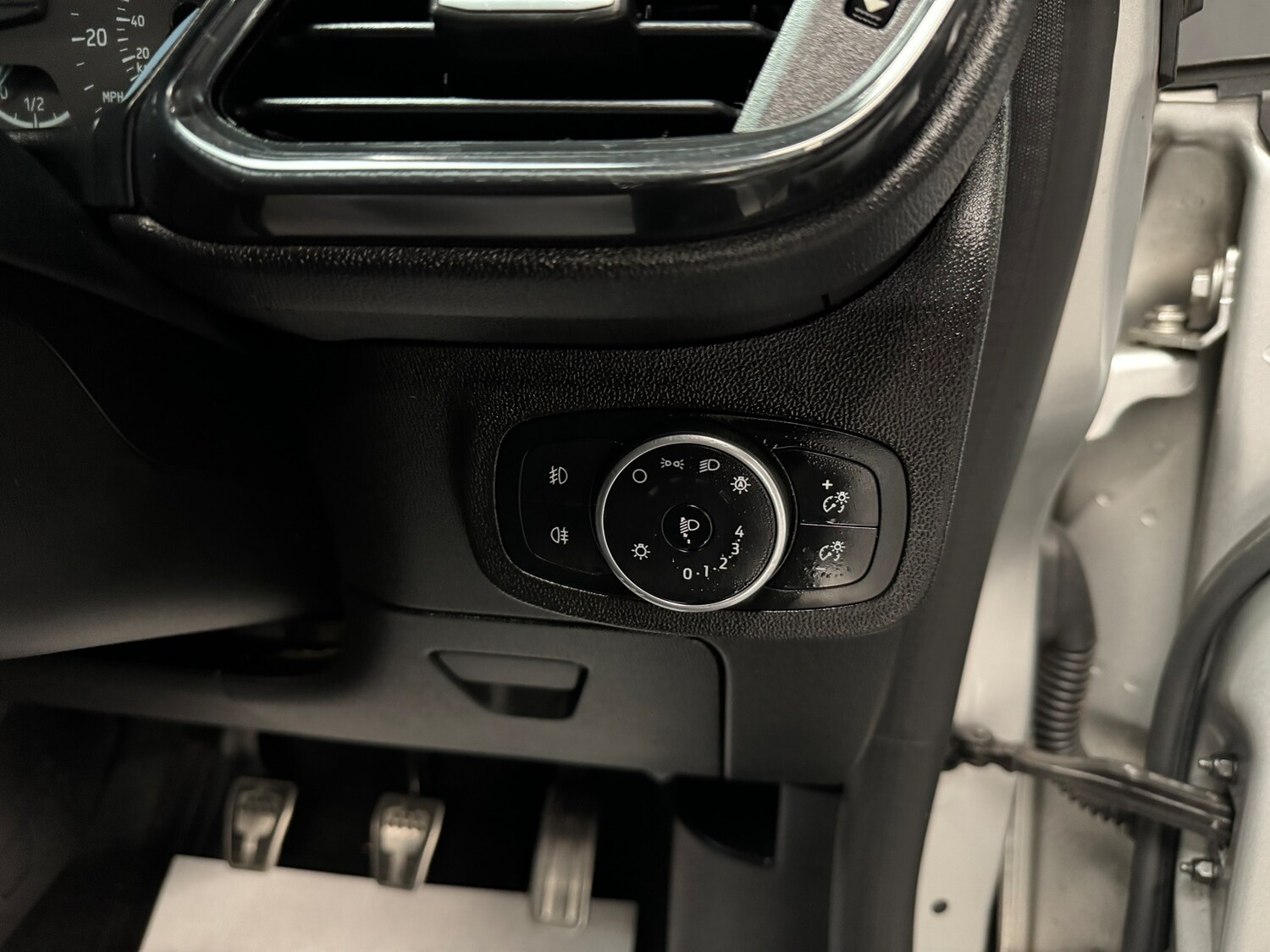 Used Ford Fiesta 2018 for sale - 78035792: Photo 73