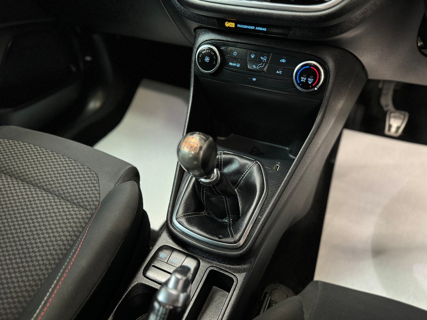 Used Ford Fiesta 2018 for sale - 78035792: Photo 82