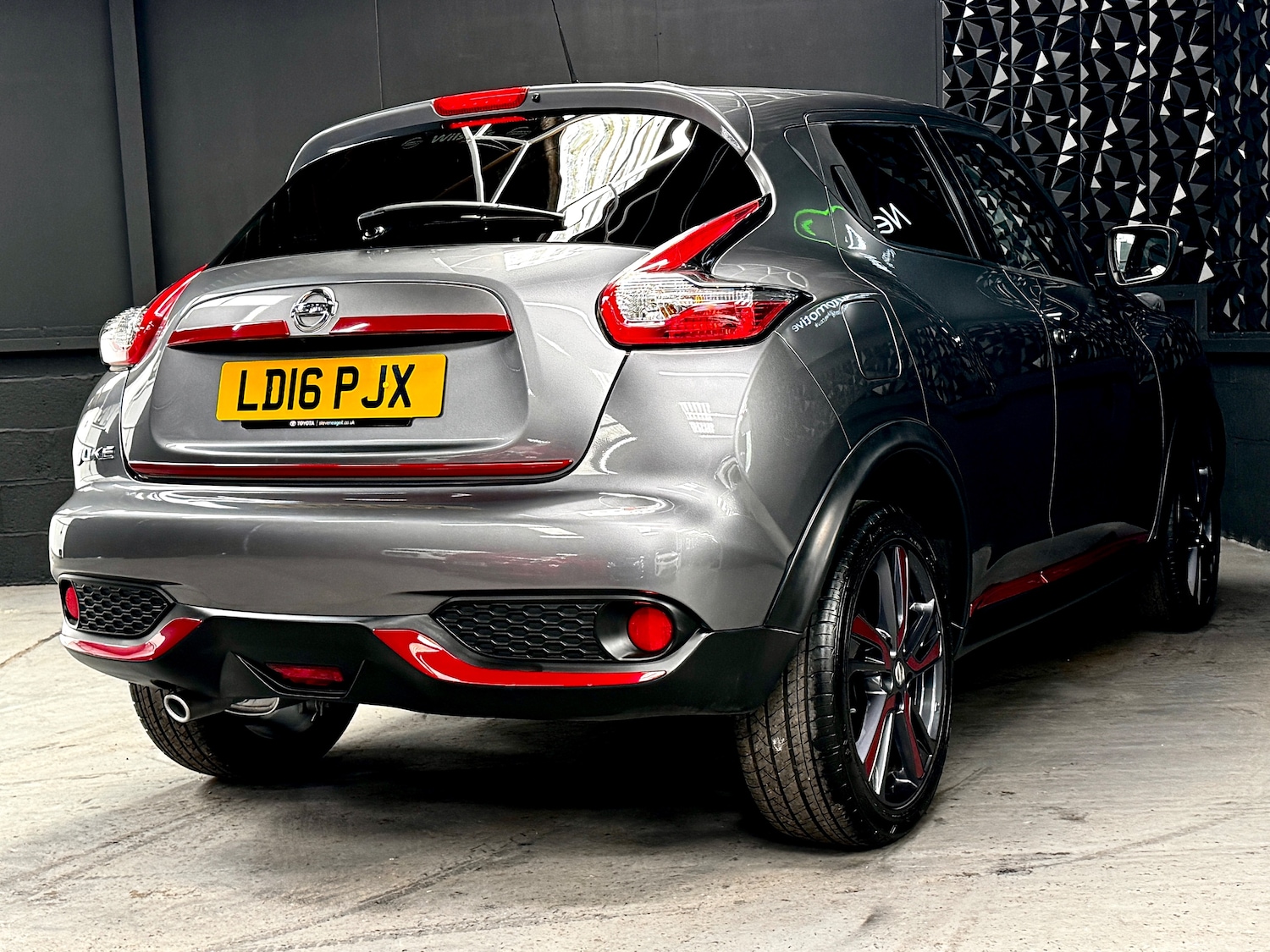 Used Nissan Juke 2016 for sale - 78207043: Photo 10