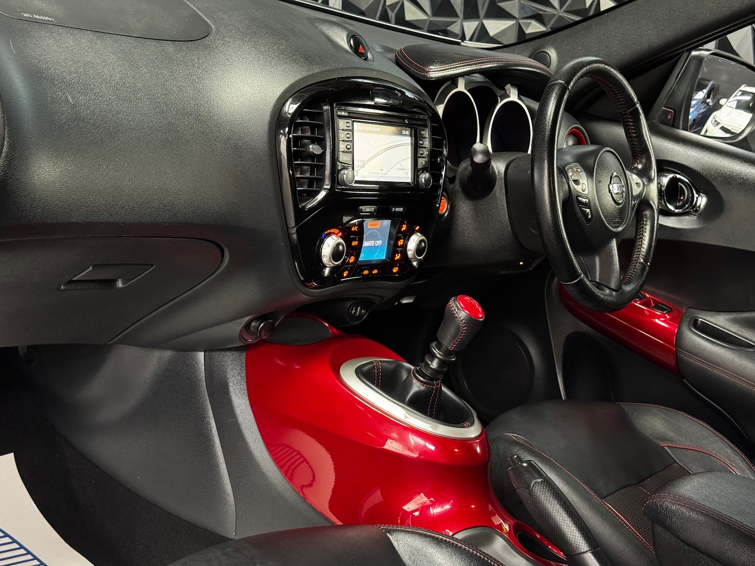 Used Nissan Juke 2016 for sale - 78207043: Photo 14