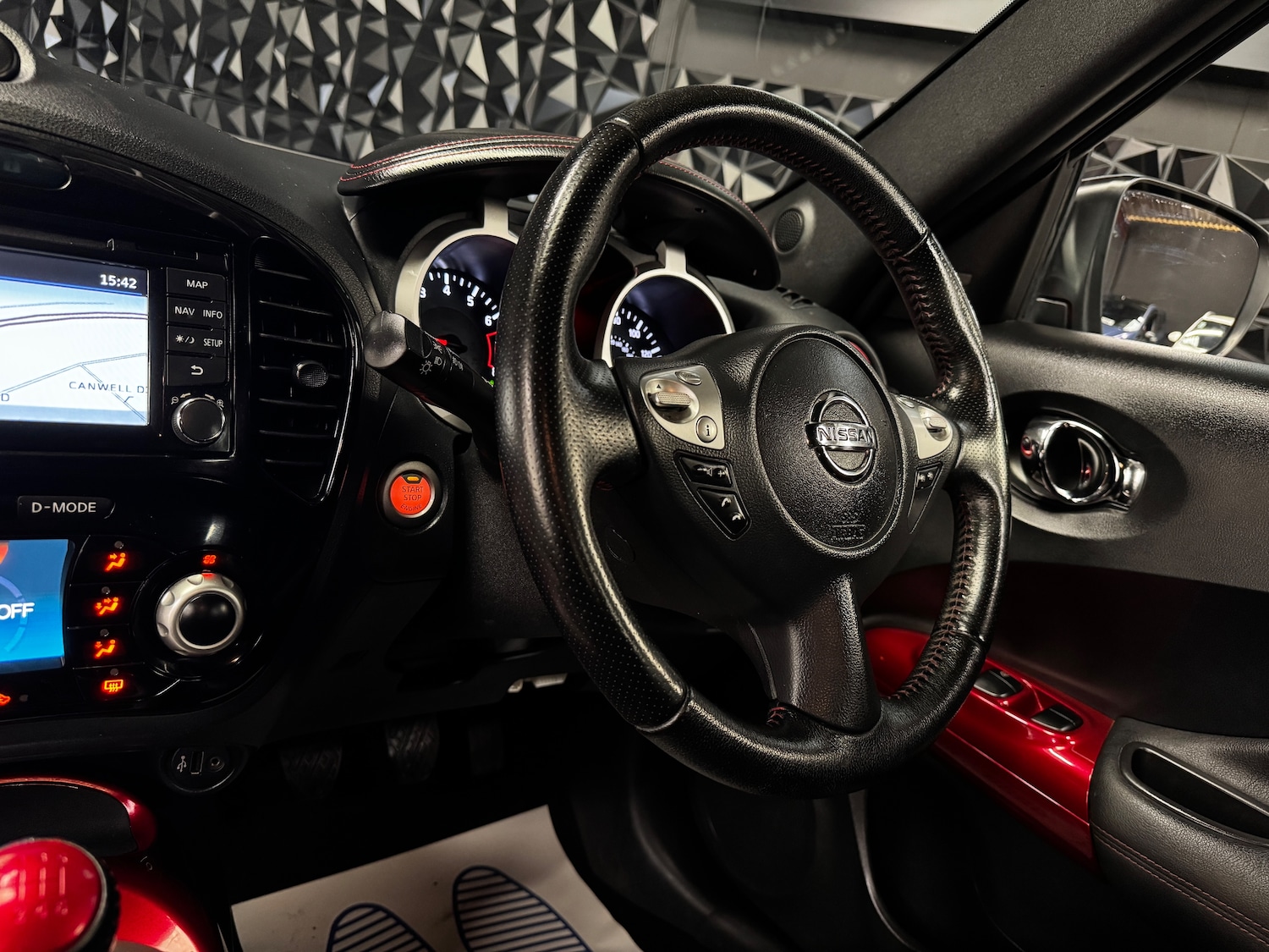 Used Nissan Juke 2016 for sale - 78207043: Photo 5