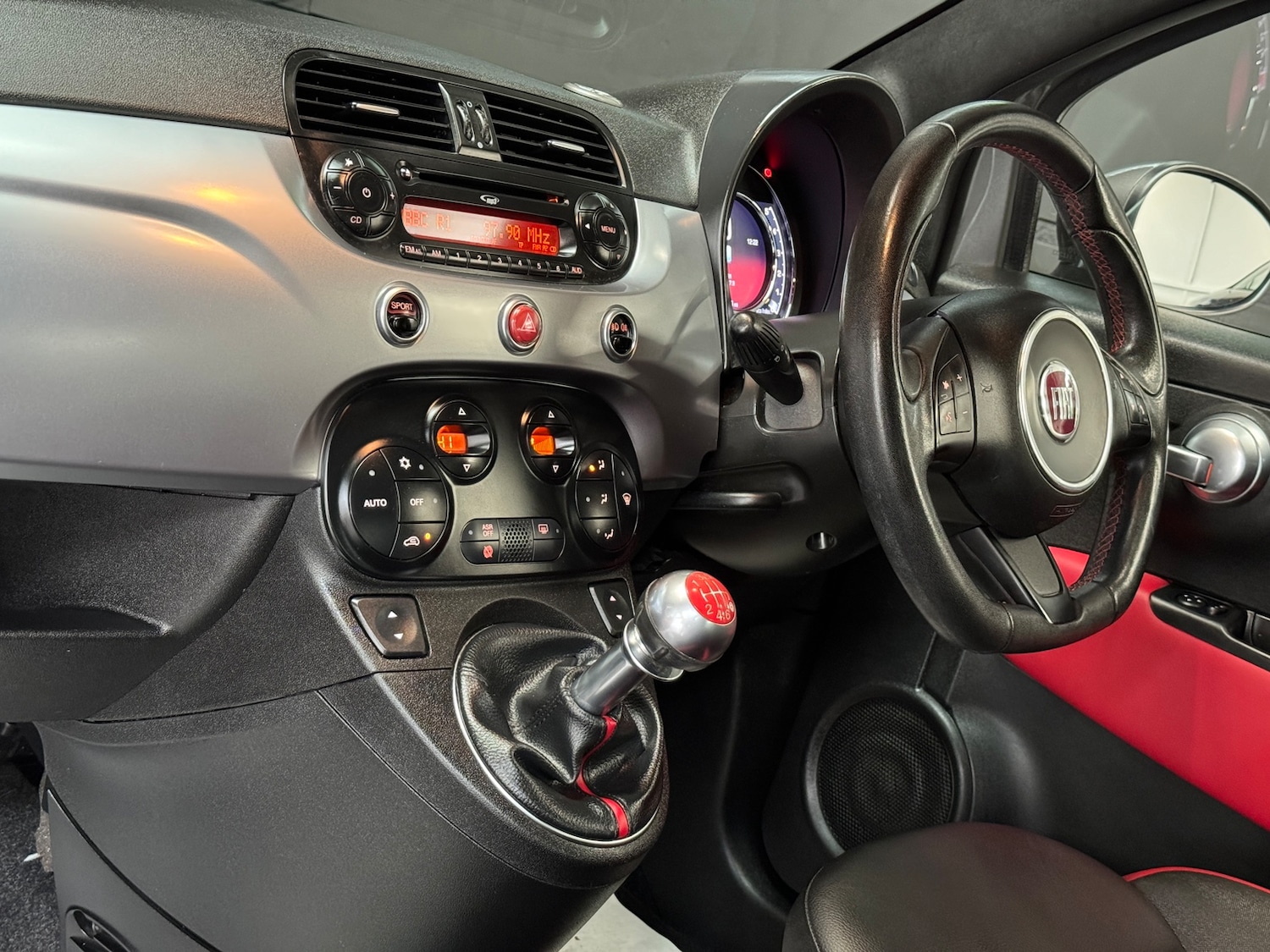 Used Fiat 500 2014 for sale - 78035791: Photo 4