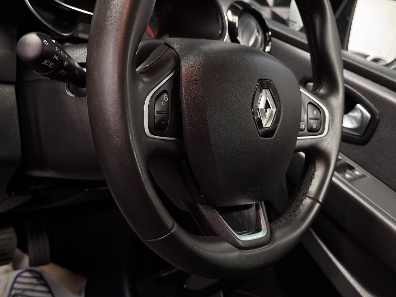 Used Renault Clio for sale - 78035834: Photo 29