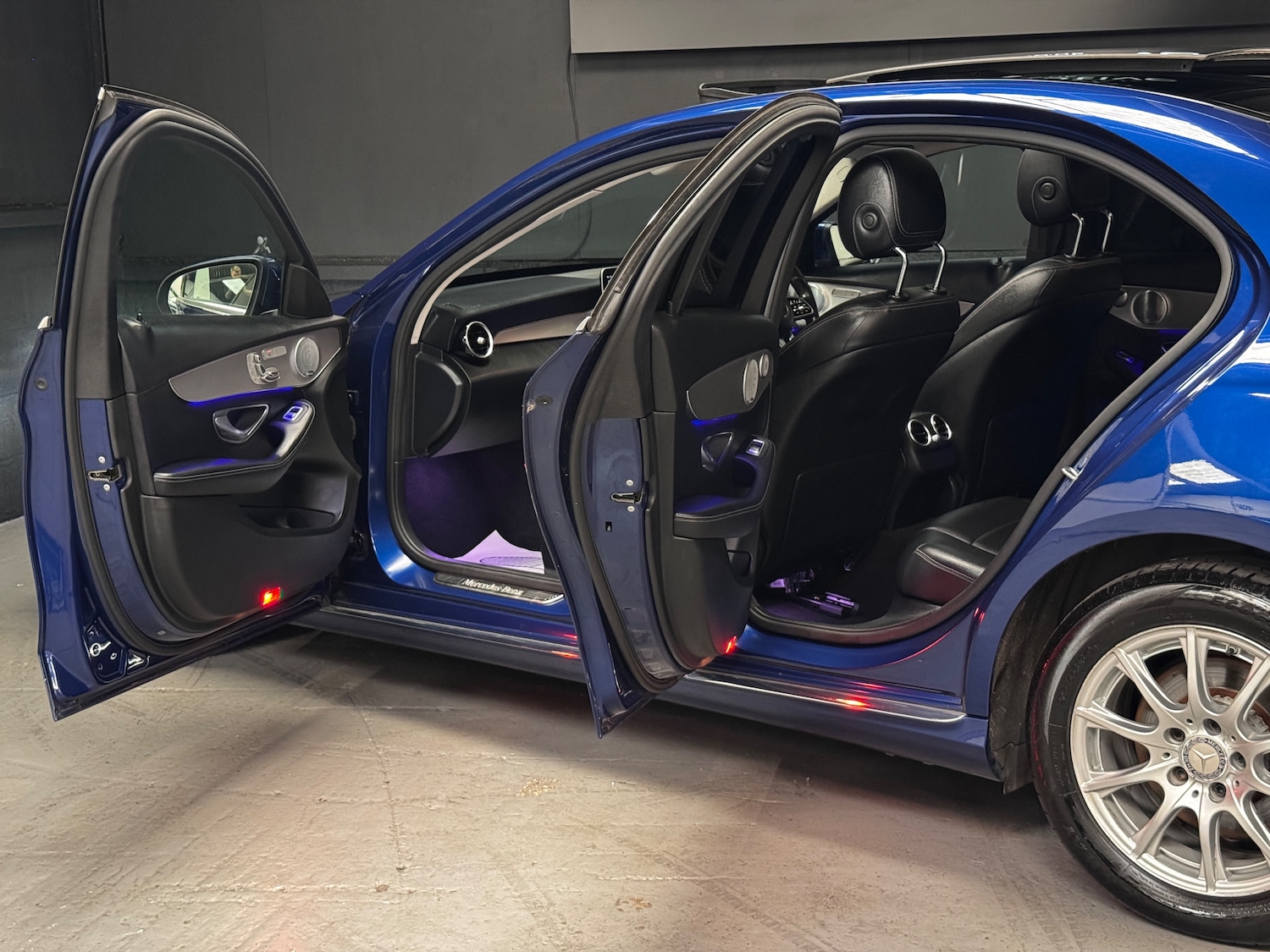 Used Mercedes-Benz C Class 2018 for sale - 78035823: Photo 53