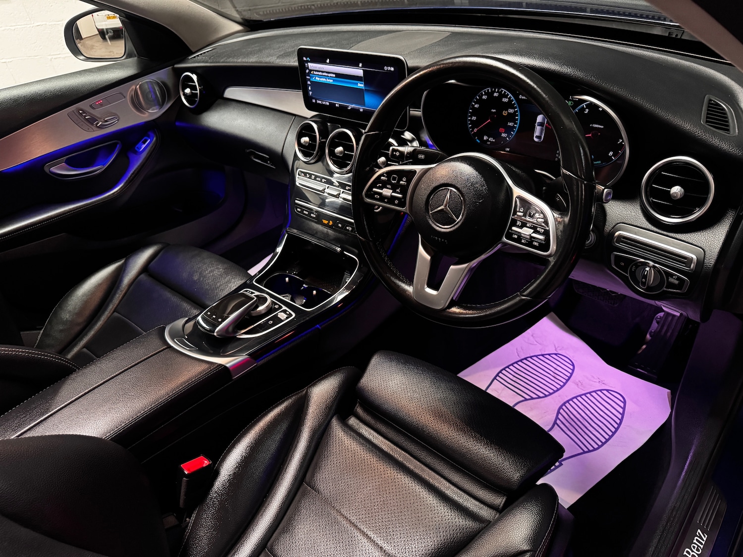 Used Mercedes-Benz C Class 2018 for sale - 78035823: Photo 60