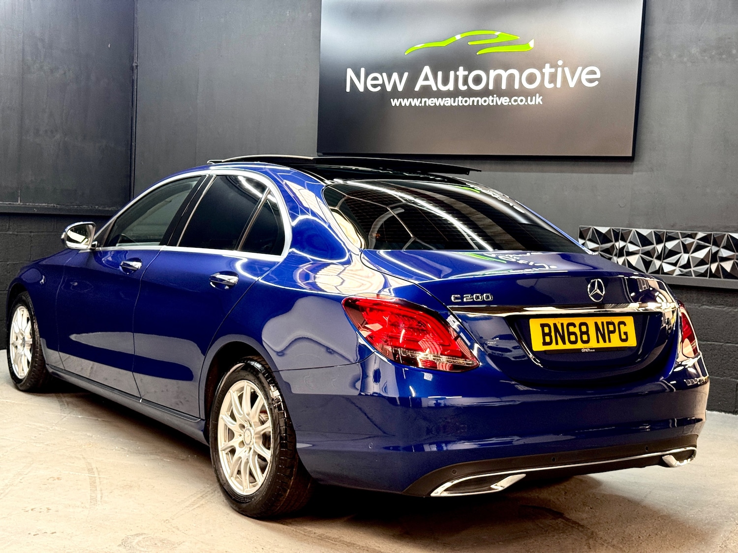 Used Mercedes-Benz C Class 2018 for sale - 78035823: Photo 77